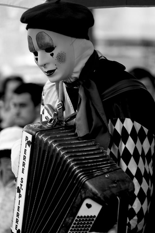 tumblr_mtb1noraPo1r8fanto1_500