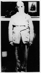 8610234086_00518413ae_m